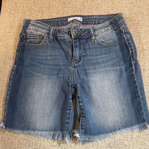 Cello Size Medium cut off shorts